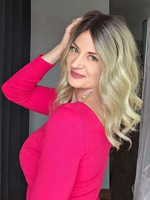 Elegant cool Blonde Ombre Wavy Synthetic Lace Part Wig GLP001