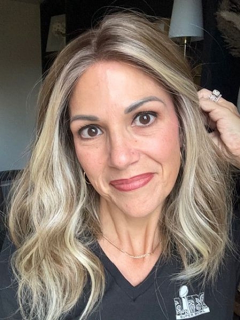 Glamvigor Hybrillia™ Blend Human Hair Medium Brown base with Light Golden Blonde highlights loose beach wavy  Lace Part  wig glp041