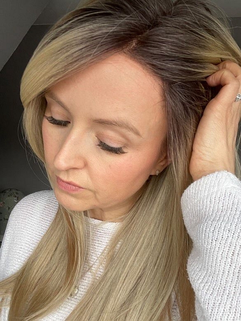 Trendy blonde ombre with gold highlights Straight  with side bangs Synthetic Lace Part Wig GLP008