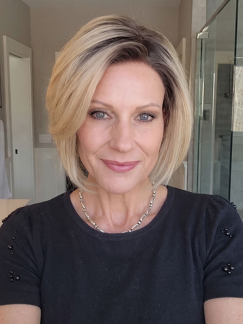 Hybrillia Blend Human Hair Beautiful Brown Roots Ombre Light Blonde short pixie bob Mono Top wig GMT004