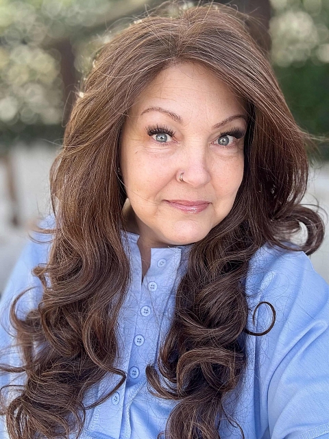 Glamvigor Hybrillia™ Blend Human Hair Warm Cinnamon Brown long layered loose beachy wavy with side bangs Lace Part Wig GLP018