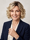 Glamvigor Hybrillia™ Blend Human Hair Blonde Ombre wavy with textured layerd short Lace Part Wig GLP030