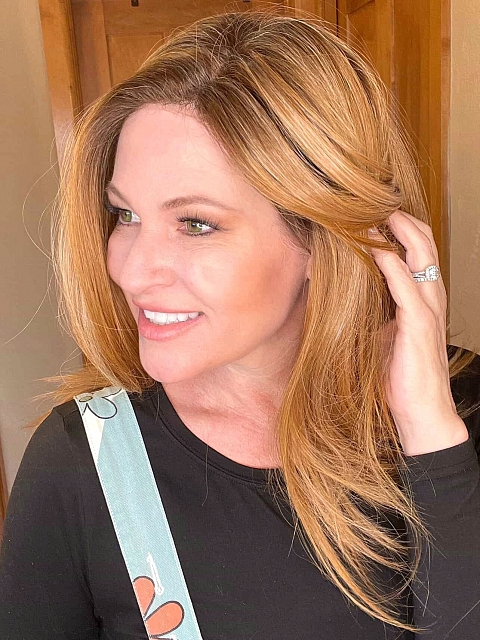 Glamvigor Hybrillia™ Blend Human Hair Dark Blonde Evenly Blended with Medium Golden Blonde  shoulder-length layered Straight  Lace Part  wig glp040