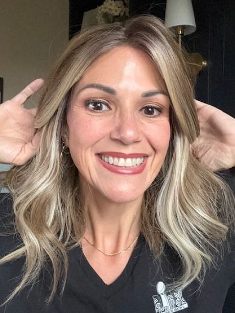 Glamvigor Hybrillia™ Blend Human Hair Medium Brown base with Light Golden Blonde highlights loose beach wavy  Lace Part  wig glp041