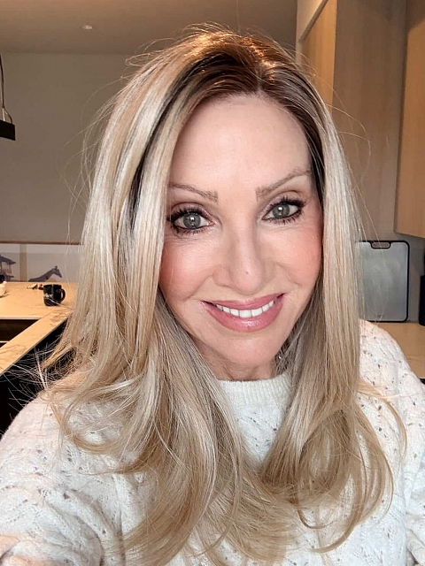 Glamvigor Hybrillia Blend Human Hair Pretty Blonde Ombre Medium layered Straight Lace Part Wig GLP007