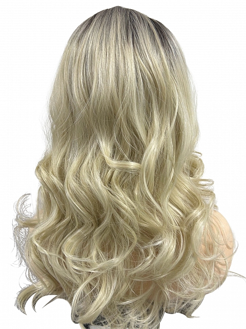 Perfect light  Blonde ombre  long, soft, undulating wavy Synthetic Lace Part Wig GLP051