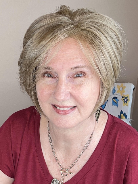 Fabulous  edgy Light Ash Blonde short  bob Synthetic Mono TOP Wig GMT006