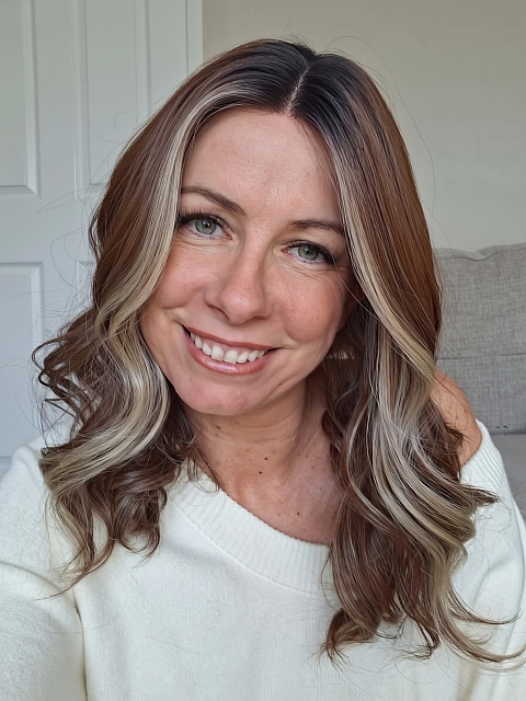 Glamvigor Hybrillia Blend Human Hair Medium Brown With blonde Highlights beautiful 