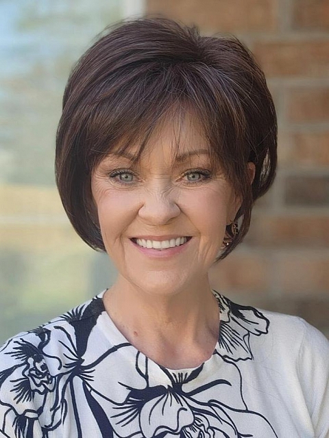 Glamvigor Hybrillia™ Blend Human Hair Trendy Medium Auburn  with Blonde Highlights Short  bob with bangs Wig (Basic Cap) GBC005