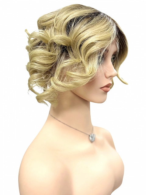 Blonde Ombre wavy with textured layerd short Synthetic Lace Part Wig GLP030