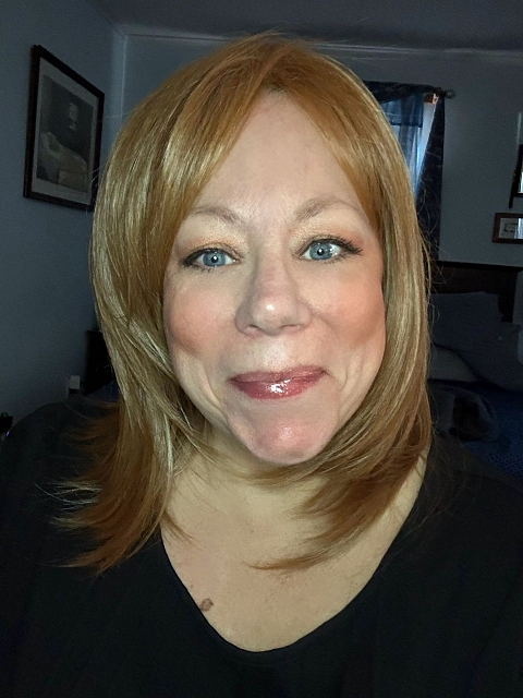 Pretty Ginger Brown with Golden Highlights Mid-Length Straight with bangs Synthetic Wig (Basic Cap) GBC009