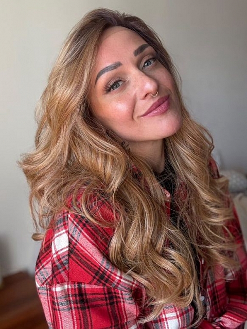 Blonde Blend with face-framing layers and soft wavy Synthetic Lace Part Wig GLP036