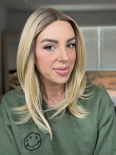 Pretty Blonde Ombre Medium layered Straight Synthetic Lace Part Wig GLP007