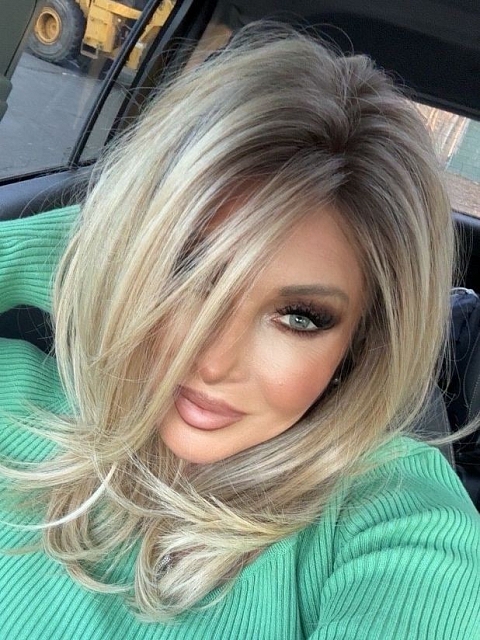 Pretty Blonde Ombre Medium layered Straight Synthetic Lace Part Wig GLP007