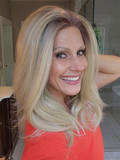 Pretty Blonde Ombre Medium layered Straight Synthetic Lace Part Wig GLP007